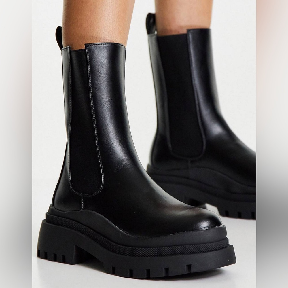 ASOS New Never Worn Black Platform Boots size 8